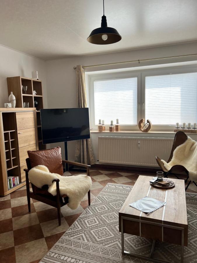Sehr Schoene Wohnung,Komplett Neu Eingerichtet Limabach - Oberfrohna Dış mekan fotoğraf