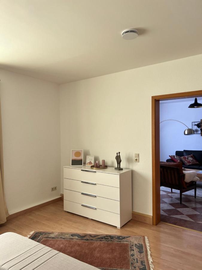 Sehr Schoene Wohnung,Komplett Neu Eingerichtet Limabach - Oberfrohna Dış mekan fotoğraf