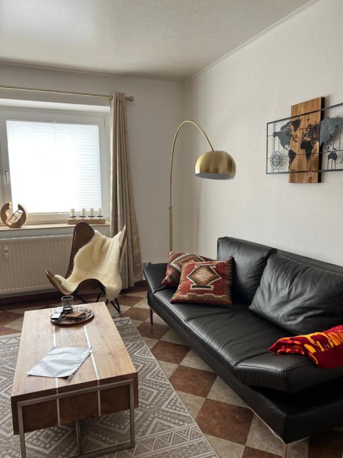 Sehr Schoene Wohnung,Komplett Neu Eingerichtet Limabach - Oberfrohna Dış mekan fotoğraf